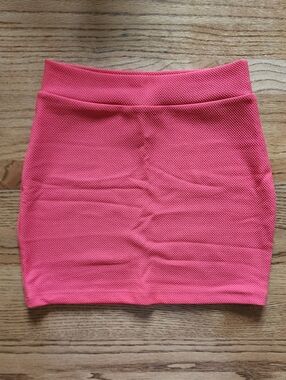 Top 10 USA Junior's Coral Textured Pull On Bodycon Mini Skirt Small S